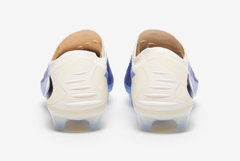Футбольні бутси Nike Phantom 6 Elite FG HQ2331-400