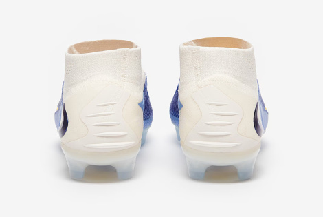 Футбольные бутсы Nike Phantom 6 Elite High FG HQ2328-400