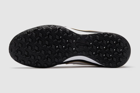 Сороконіжки Nike Tiempo Ligera Pro TF IB4477-010