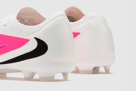 Дитячі футбольні бутси Nike Phantom 6 Pro Low MG T Junior IH1792-901