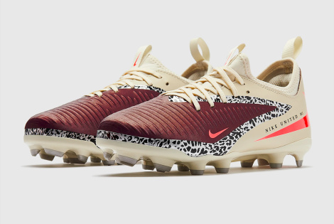 Дитячі футбольні бутси Nike Phantom 6 Academy NU3 MG Junior IO8480-661