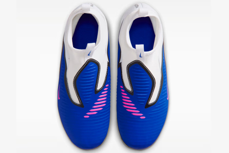 Дитячі футбольні бутси Nike Phantom 6 Academy High MG Junior HQ2042-446