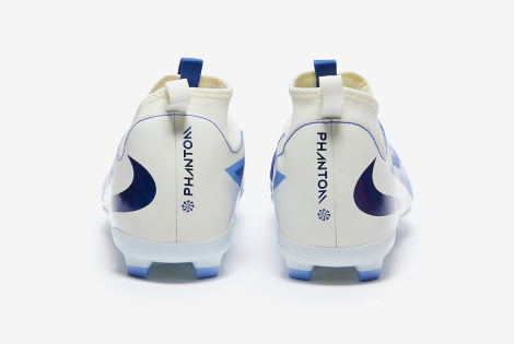 Дитячі футбольні бутси Nike Phantom 6 Academy High MG Junior HQ2044-400