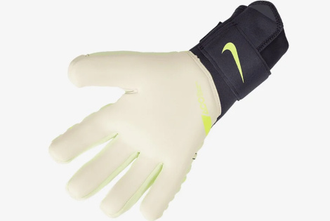Вратарские перчатки Nike Phantom Elite GK CN6724-701