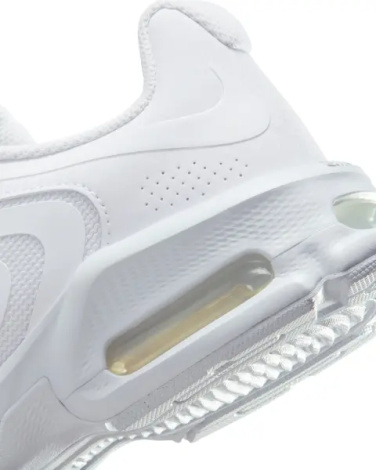 Кросівки жіночі Nike AIR MAX FIRE білі IR0818-100