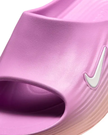 Шлепанцы женские Nike REACTX REJUVEN8 светло-розово-персиковые HV4484-802