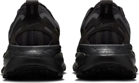 Кроссовки беговые Nike VOMERO 18 GORE-TEX WATERPROOF REFLECTIVE черные HQ7001-001