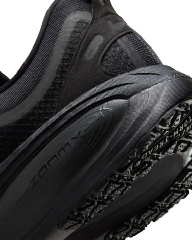 Кроссовки беговые Nike VOMERO 18 GORE-TEX WATERPROOF REFLECTIVE черные HQ7001-001