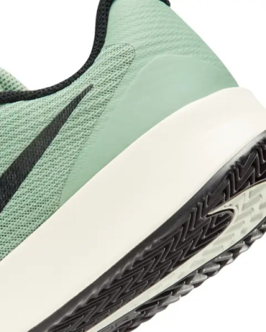 Кросівки тенісні жіночі Nike VAPOR LITE 3 CLAY зелені HQ5291-005