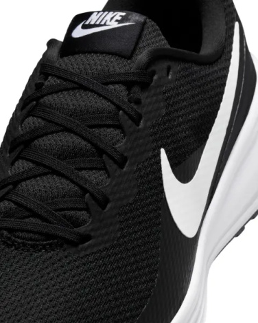 Кроссовки беговые Nike REVOLUTION 8 EXTRA WIDE черно-белые HQ1996-001