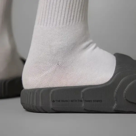 Шльопанці Adidas ADILETTE 22 темно-сірі HP6522