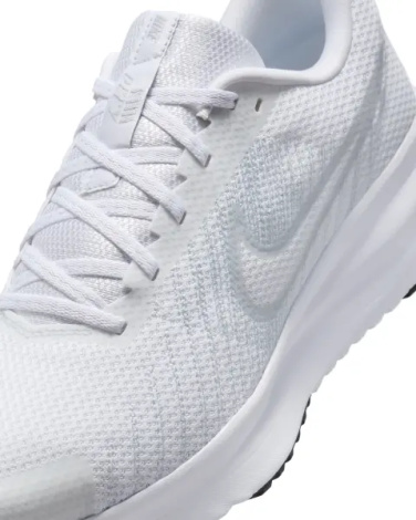 Кроссовки беговые Nike RUN DEFY белые HM9594-100