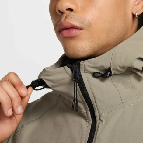 Ветровка Nike TECH WOVEN JACKET хаки HM7151-320