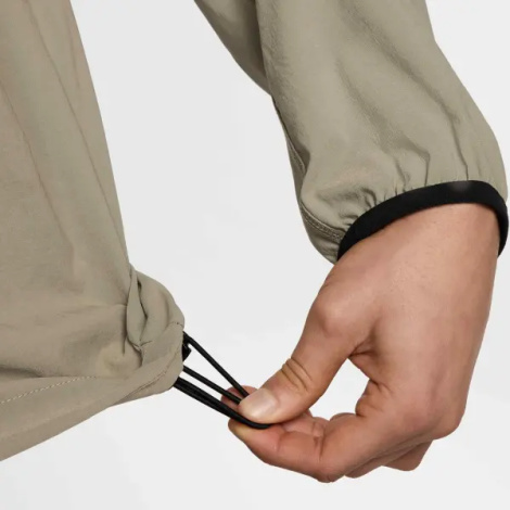Ветровка Nike TECH WOVEN JACKET хаки HM7151-320