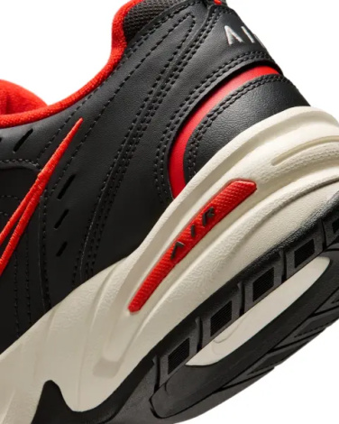 Кроссовки Nike AIR MONARCH IV черно-красные 415445-003