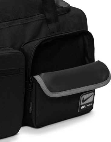 Сумка спортивная Nike UTILITY POWER 2.0 DUFFEL BAG SMALL черная FN4206-010