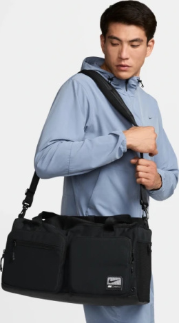 Сумка спортивная Nike UTILITY POWER 2.0 DUFFEL BAG SMALL черная FN4206-010
