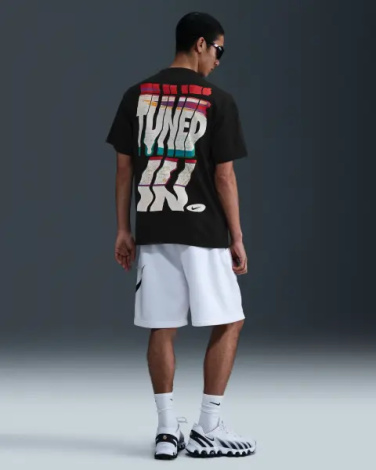 Футболка Nike SPORTSWEAR MAX90 черная HJ0750-010
