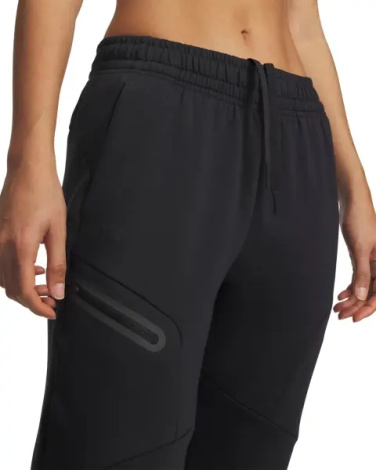 Спортивные штаны женские Under Armour UNSTOPPABLE FLEECE черные 1379846-001